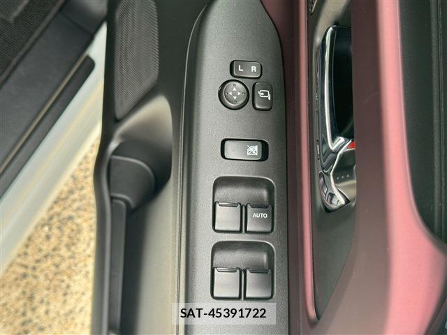 Suzuki SPACIA 2025-05 8055148-18
