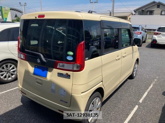 Suzuki SPACIA 2015-08 8054372-13