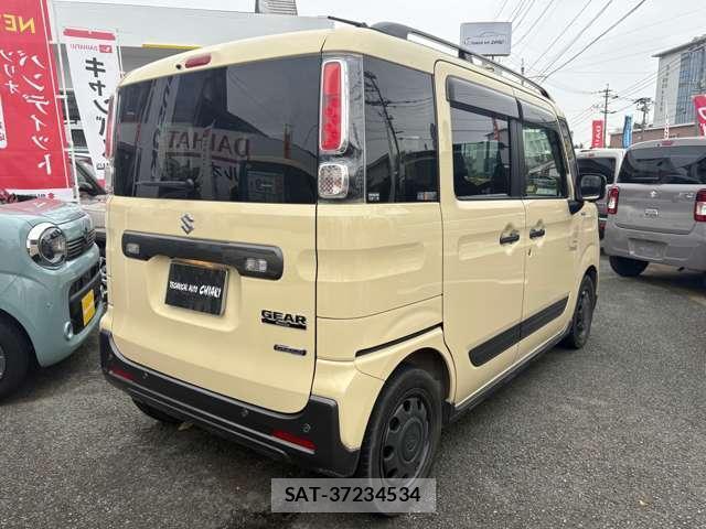 Suzuki SPACIA 2021-08 8055984-4
