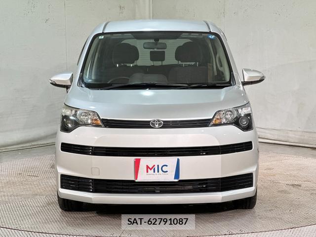 Toyota SPADE 2014-02 8056299-12