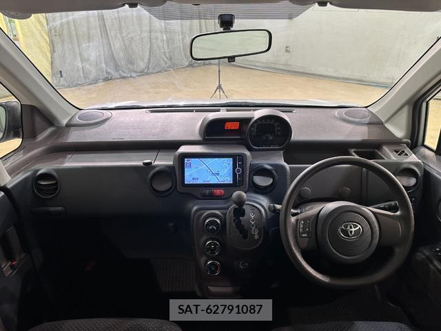Toyota SPADE 2014-02 8056299-6
