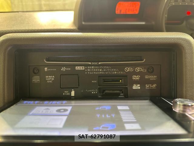 Toyota SPADE 2014-02 8056299-9