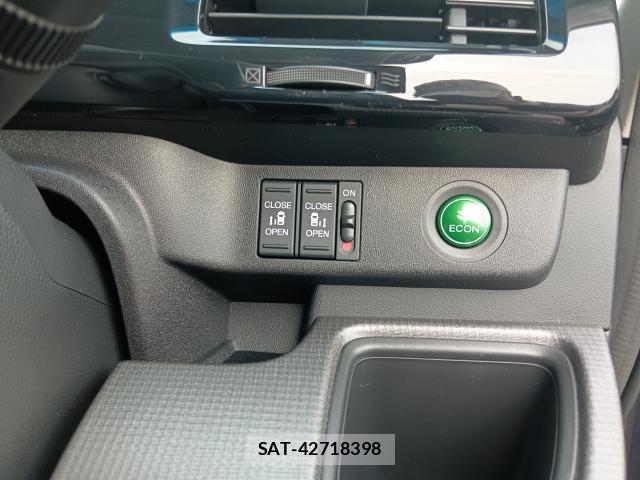 Honda e 2021-06 8053412-12