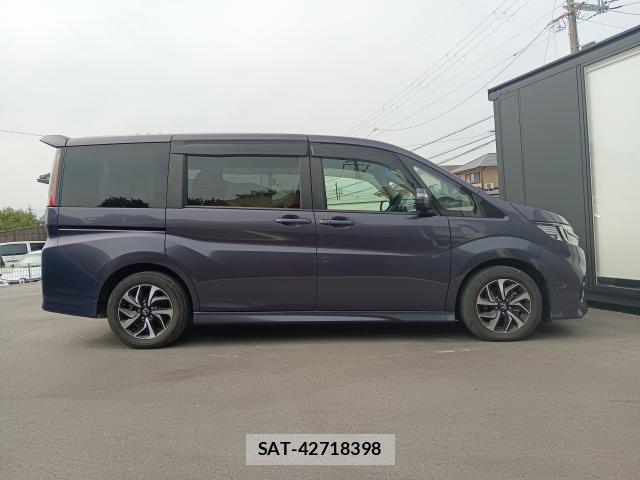 Honda e 2021-06 8053412-3
