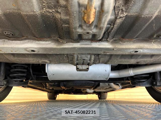 Honda e 2010-03 8054100-18