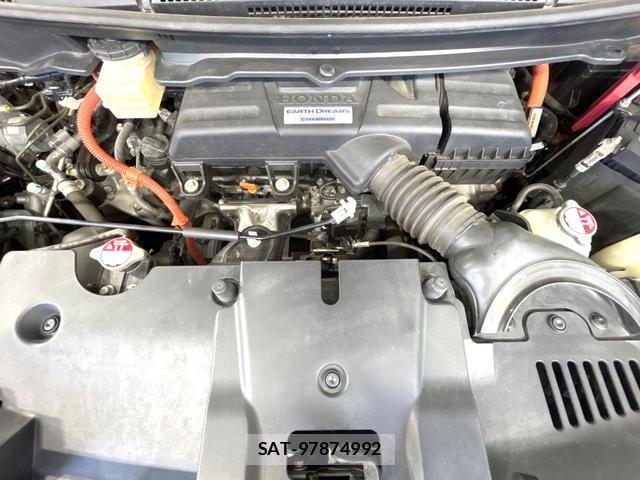 Honda e 2018-10 8054181-18