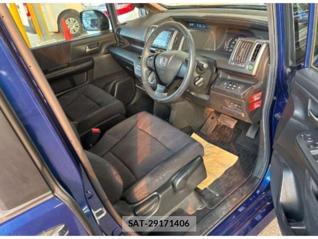 Honda e 2012 8054603-2