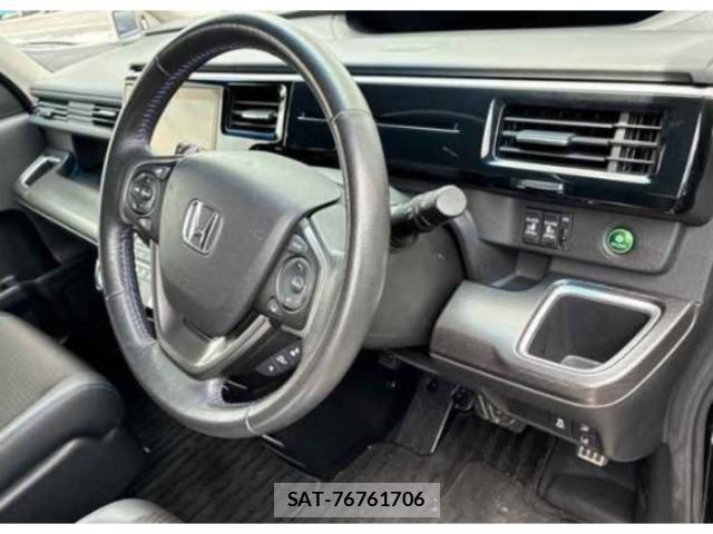Honda e 2019-06 8054755-2