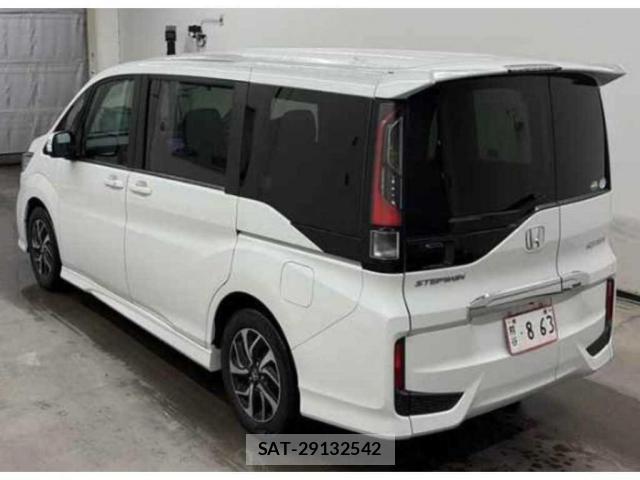 Honda e 2019-06 8054791-4