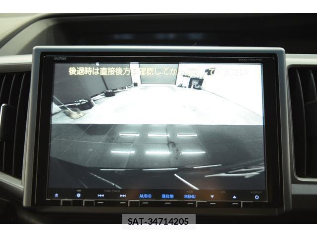 Honda e 2013-06 8055352-12