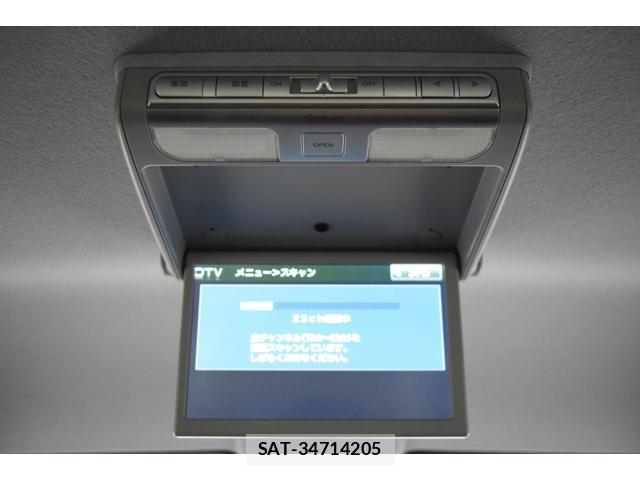 Honda e 2013-06 8055352-13