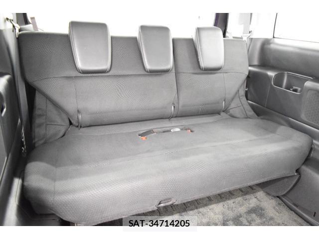 Honda e 2013-06 8055352-19