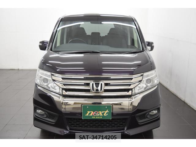 Honda e 2013-06 8055352-6