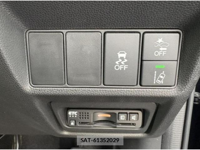 Honda e 2018-12 8055585-10