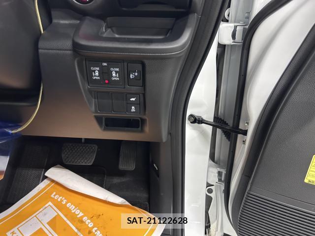 Honda e 2025-06 8055929-15