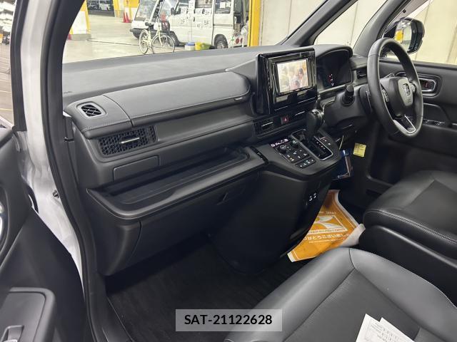 Honda e 2025-06 8055929-9