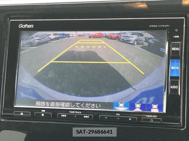 Honda e 2017-08 8056142-10