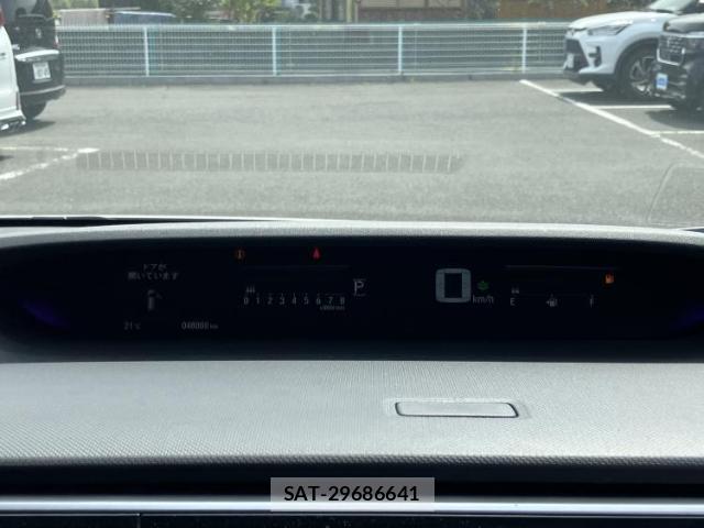 Honda e 2017-08 8056142-13