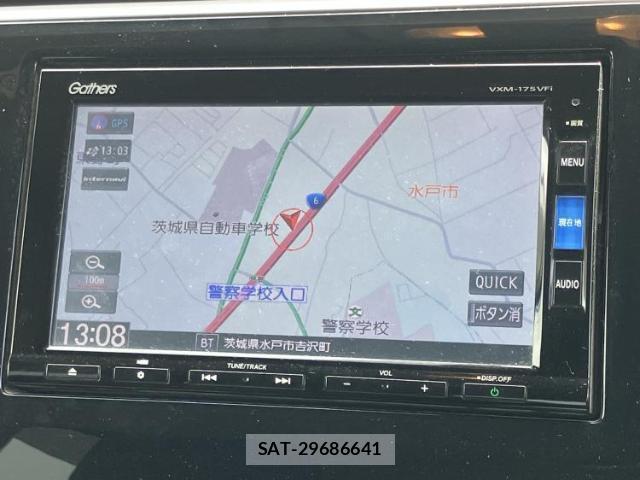 Honda e 2017-08 8056142-8