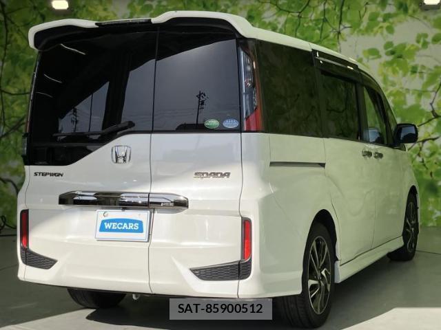 Honda e 2016-07 8056230-2