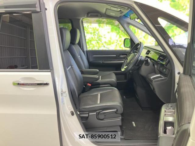 Honda e 2016-07 8056230-3
