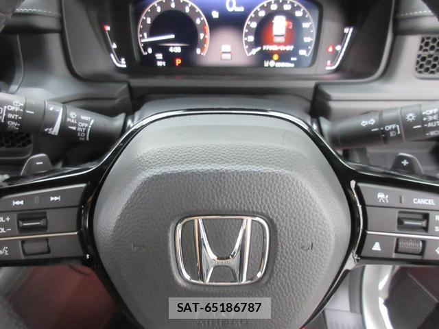Honda e 2025-10 8053435-13