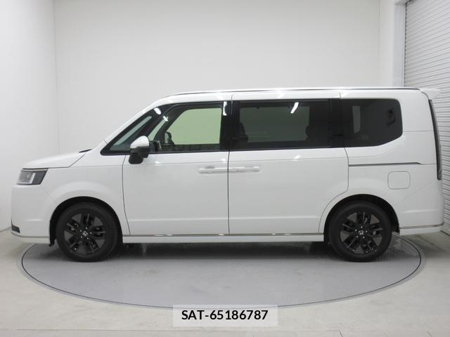 Honda e 2025-10 8053435-4