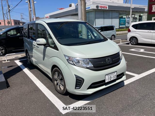 Honda e 2015-10 8053938-1