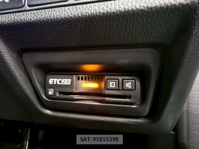 Honda e 2020-10 8054379-11