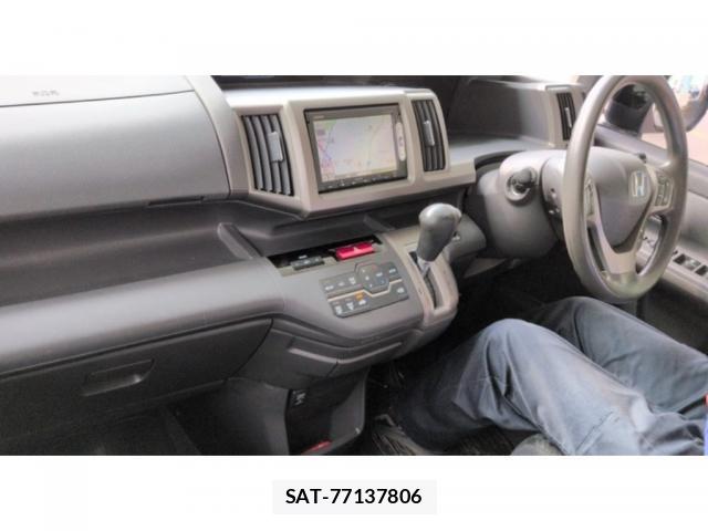 Honda e 2014-09 8054655-2