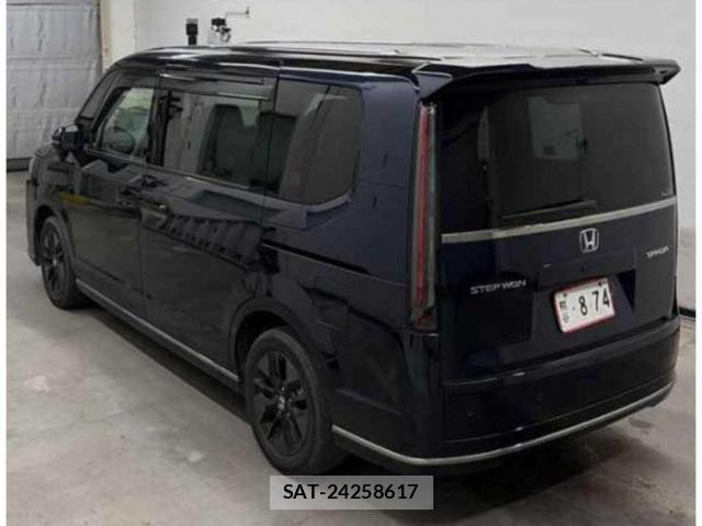 Honda e 2023-03 8054745-1