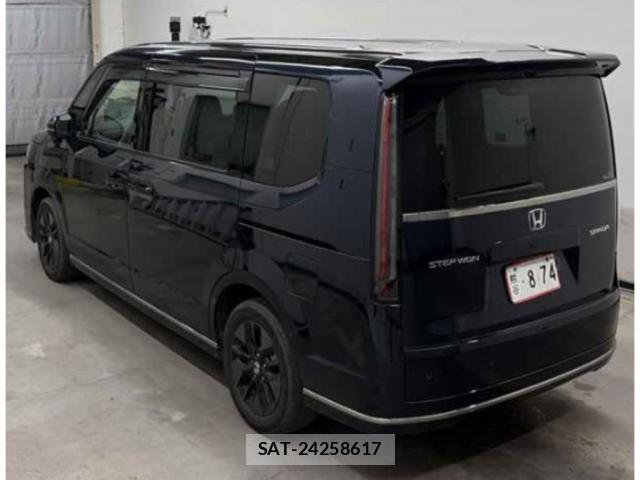 Honda e 2023-03 8054745-4