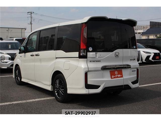 Honda e 2019-03 8054936-11