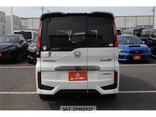 Honda e 2019-03 8054936-12