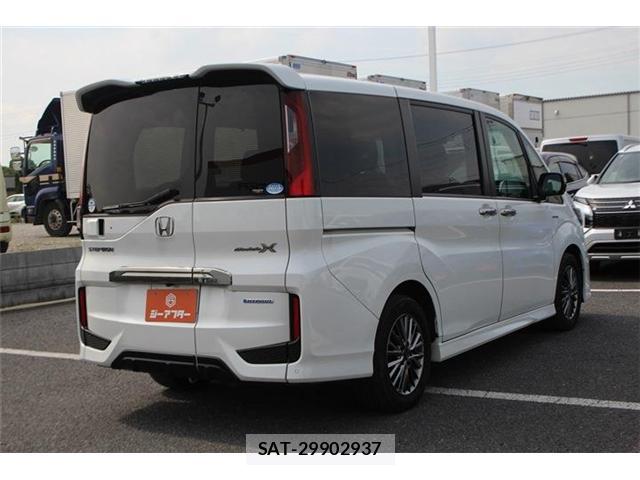 Honda e 2019-03 8054936-13