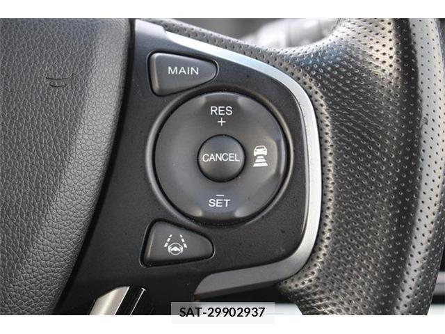 Honda e 2019-03 8054936-4