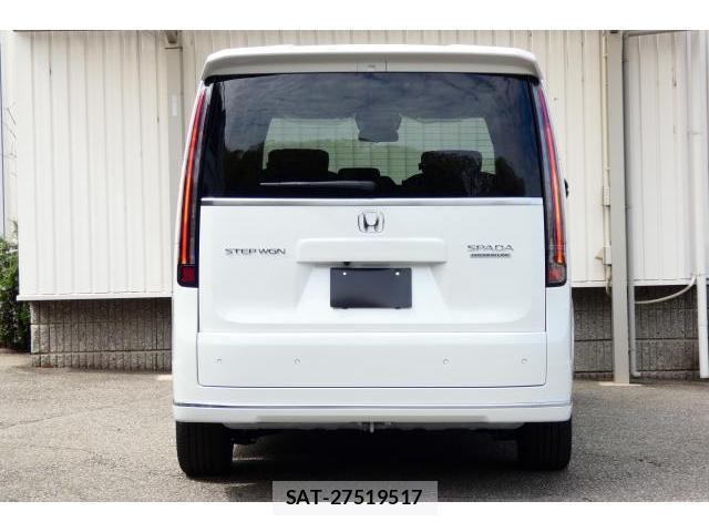 Honda e 2026-07 8055471-3