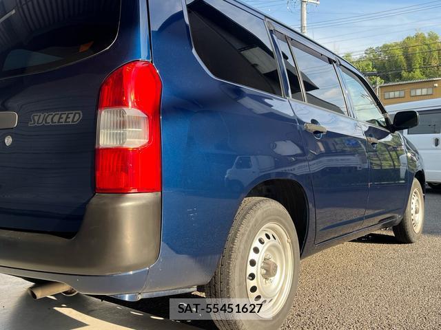 Toyota SUCCEED 2017-03 8053937-11