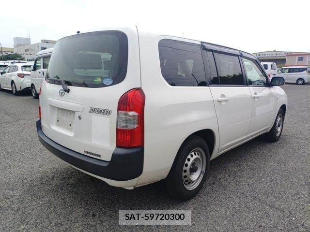 Toyota SUCCEED 2018-07 8055303-3