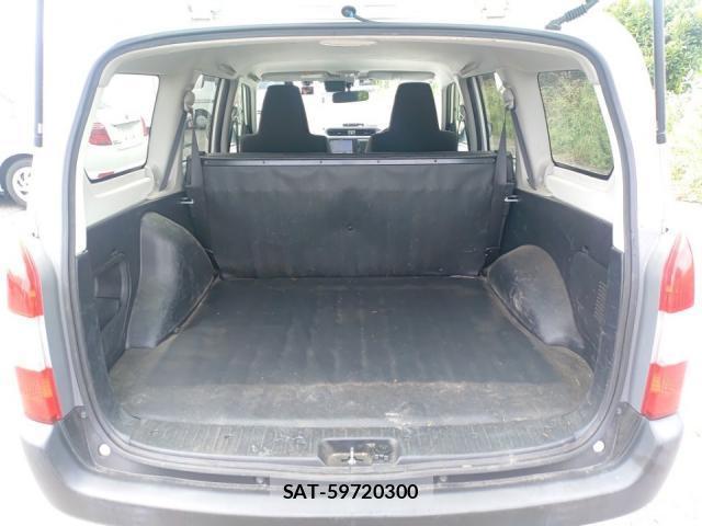 Toyota SUCCEED 2018-07 8055303-5