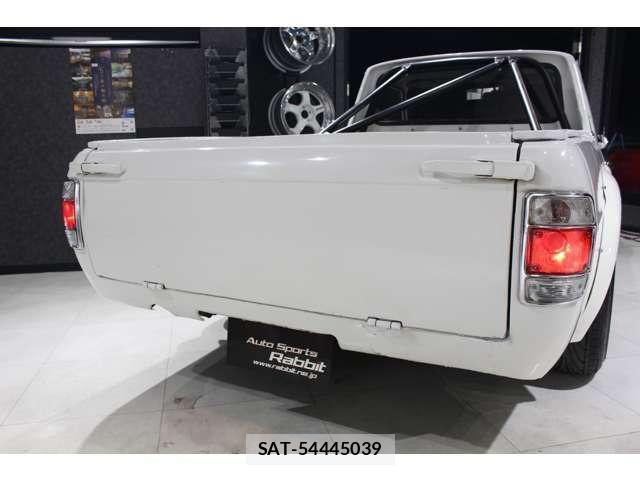 Nissan SUNNY TRUCK 1991-03 8054388-2