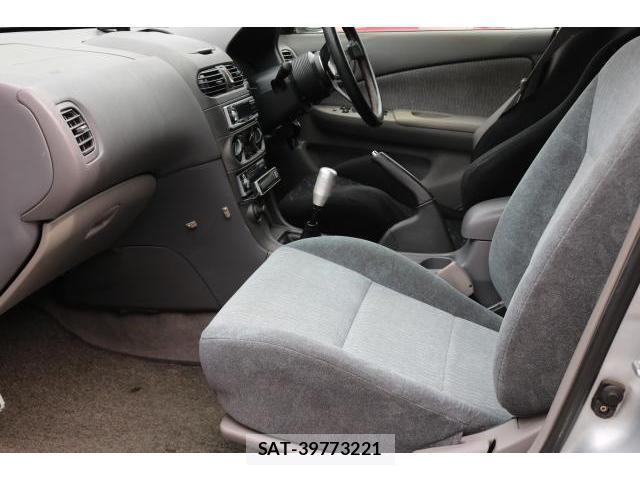 Nissan SUNNY 1998-10 8054402-3