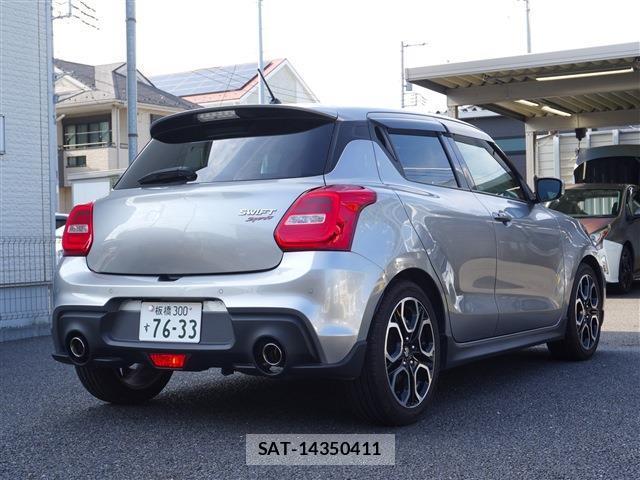 Suzuki SWIFT 2022-01 8054239-3