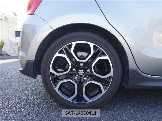Suzuki SWIFT 2022-01 8054239-7
