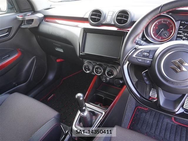 Suzuki SWIFT 2022-01 8054239-8