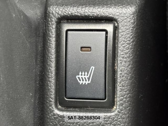 Suzuki SWIFT 2019-07 8054148-11