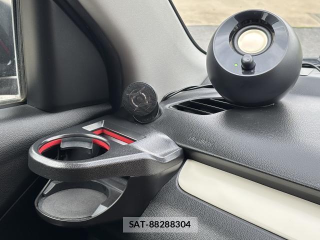 Suzuki SWIFT 2019-07 8054148-12