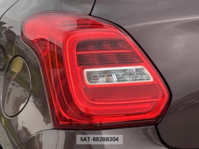 Suzuki SWIFT 2019-07 8054148-16
