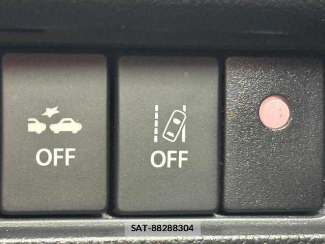 Suzuki SWIFT 2019-07 8054148-3