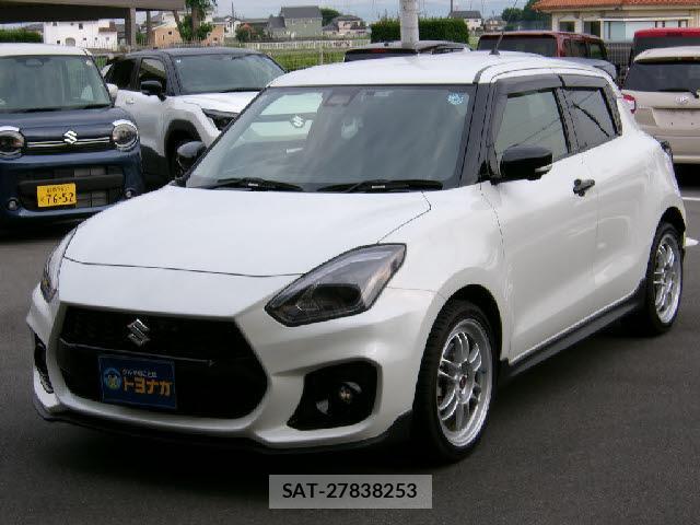 Suzuki SWIFT 2023-06 8054295-1